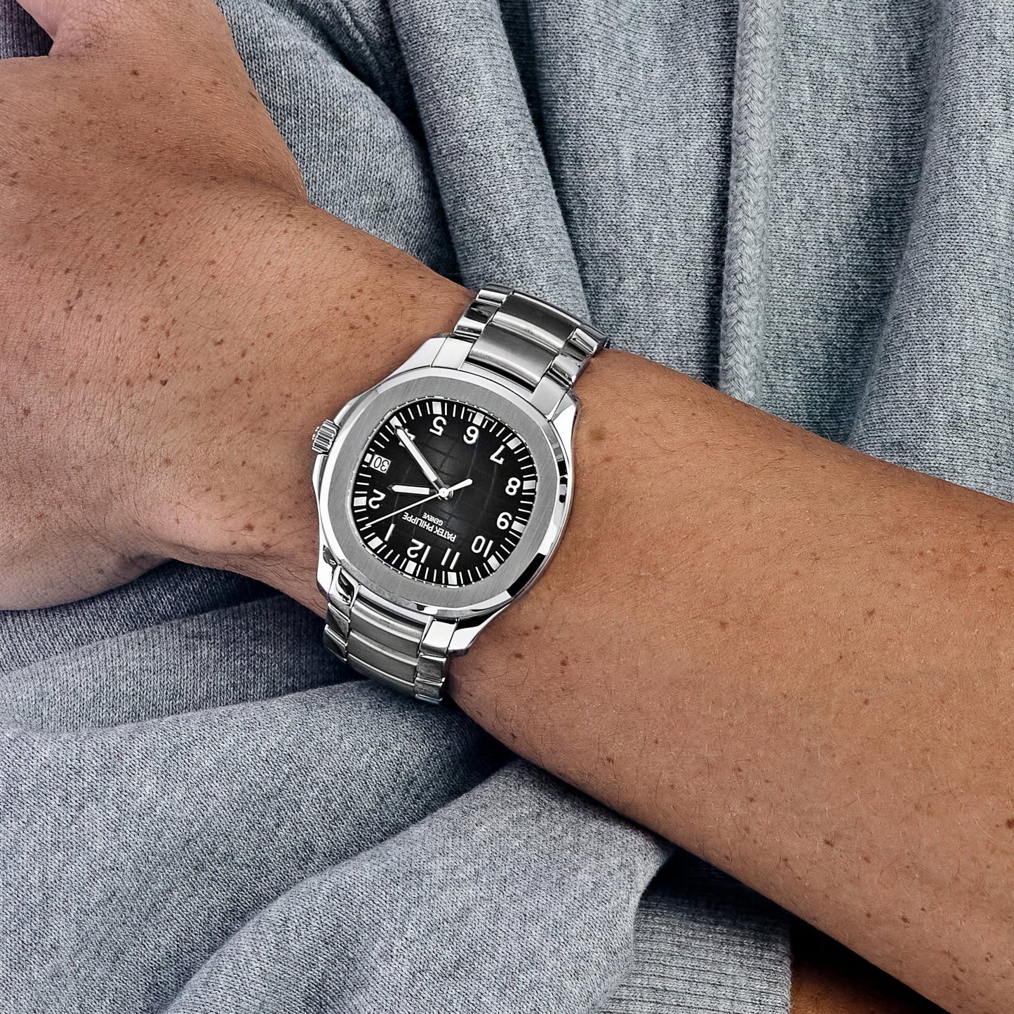 Patek Philippe Aquanaut 5167/1A-001 Stainless Steel Black Dial (2023)