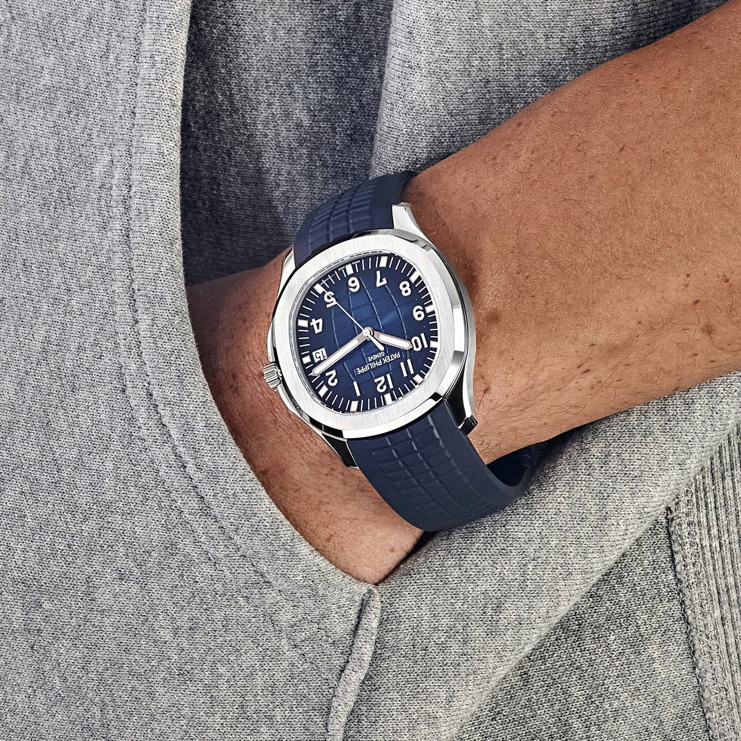 Patek Philippe Aquanaut 5168G-001 White Gold Blue Dial (2025)